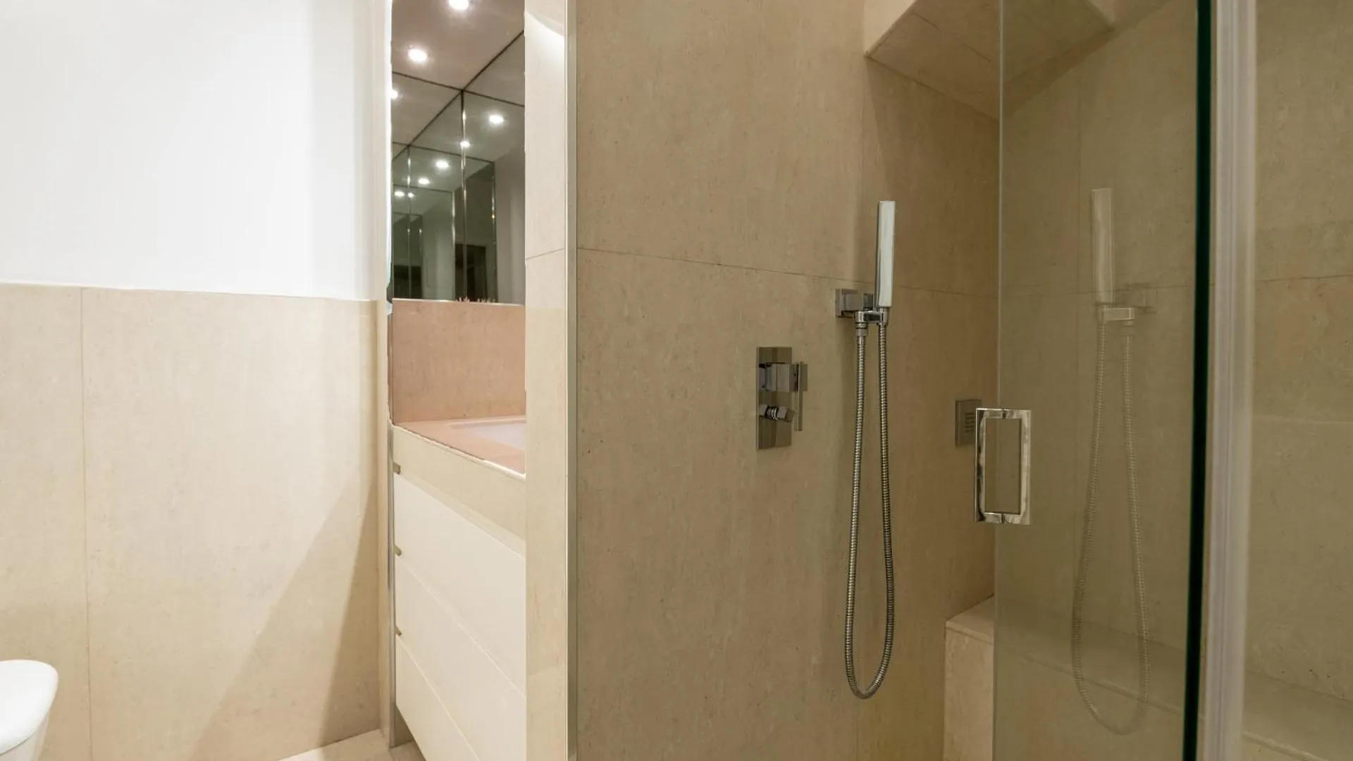 Riccardo Luxury Apartment Bari
